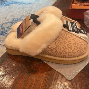 Slippers Fireside by Dearfoam